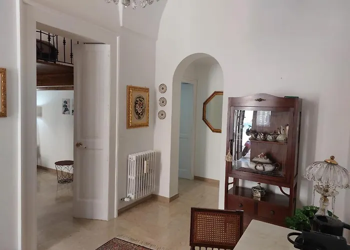 Del Conservatorio Nel Centro Storico 公寓 *