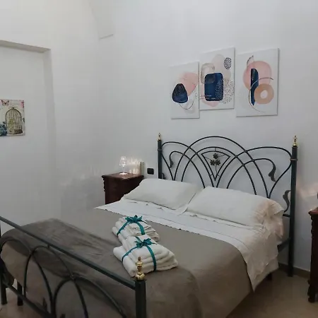 Apartment Del Conservatorio Nel Centro Storico *